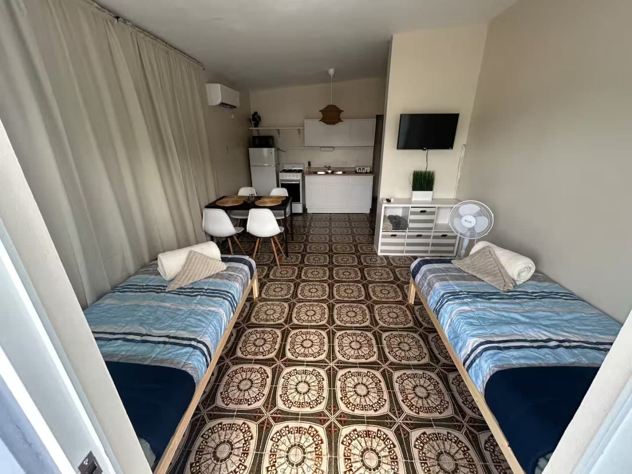 Catalan 1 Apartment- Studio